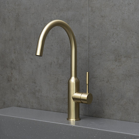 Смеситель для кухни Lemark Expert LM5079LGN с поворотным изливом, светлое золото нано Смеситель для кухни Lemark Expert LM5079LGN с поворотным изливом, светлое золото нано