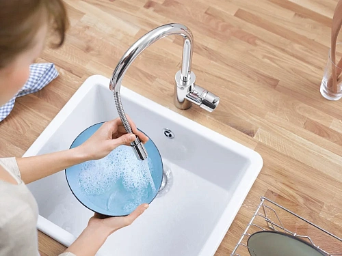 Смеситель для кухни GROHE Concetto с выдвижным высоким изливом, суперсталь (32663DC1) Смеситель для кухни GROHE Concetto с выдвижным высоким изливом, суперсталь (32663DC1)