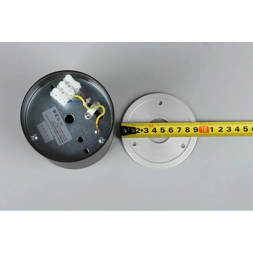 Светильник встраиваемый-накладной Omnilux Cariano OML-101219-01 Светильник встраиваемый-накладной Omnilux Cariano OML-101219-01