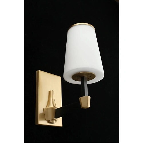 Светильник настенный (Бра) Aployt Malcia APL.803.01.01 Светильник настенный (Бра) Aployt Malcia APL.803.01.01