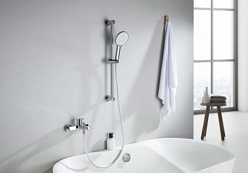 Смеситель для ванны Aquatek ЛУГАНО AQ1748CR хром Смеситель для ванны Aquatek ЛУГАНО AQ1748CR хром