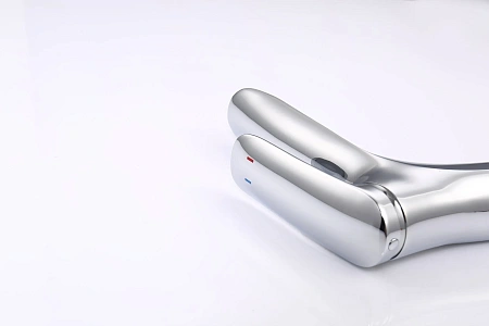 Смеситель для раковины ArtDecco Vogue AVG030CPF хром Смеситель для раковины ArtDecco Vogue AVG030CPF хром