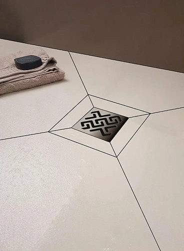 Душевой трап BERGES ZENTRUM Antik 100х100, матовый хром, выпуск D50/75/110 H74 вертикальный 090464 Душевой трап BERGES ZENTRUM Antik 100х100, матовый хром, выпуск D50/75/110 H74 вертикальный 090464