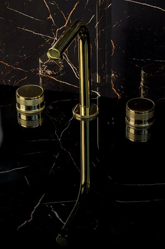 Смеситель для раковины Boheme PRESTIGE GOLD 152-G-PR Смеситель для раковины Boheme PRESTIGE GOLD 152-G-PR