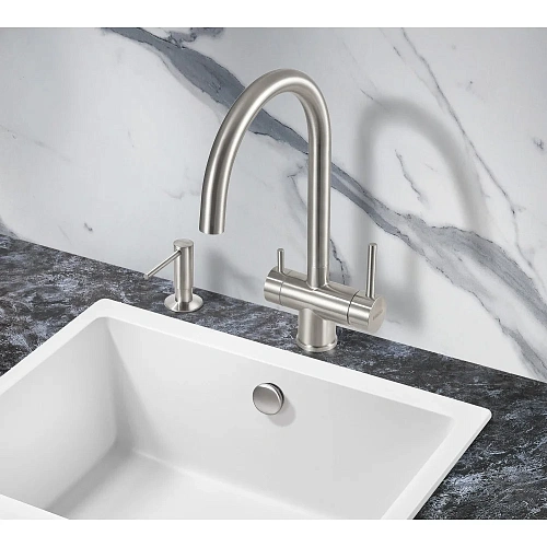 Смеситель для кухни Milacio Ultra ( MCU.554.SS ) нержавеющая сталь Смеситель для кухни Milacio Ultra ( MCU.554.SS ) нержавеющая сталь