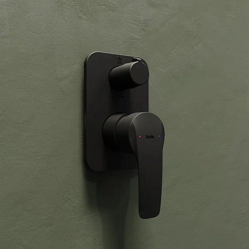 Смеситель для душа IDDIS Ray (RAYBL00i67) с двумя выходами, встраиваемый черный матовый Смеситель для душа IDDIS Ray (RAYBL00i67) с двумя выходами, встраиваемый черный матовый