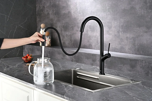 Смеситель для кухни AQUAme Cucina AQM9905MB с выдвижным изливом, с подключением к фильтру с питьевой водой, черный матовый Смеситель для кухни AQUAme Cucina AQM9905MB с выдвижным изливом, с подключением к фильтру с питьевой водой, черный матовый