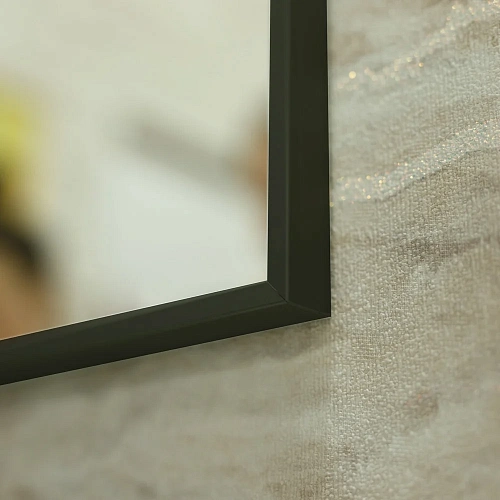 Зеркало BelBagno SPC-AL-500-800 Nero, 500x20x800 в алюминиевой раме Зеркало BelBagno SPC-AL-500-800 Nero, 500x20x800 в алюминиевой раме