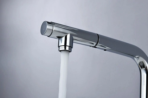 Смеситель для кухни AQUAme Cucina AQM9903CR с выдвижным изливом, с подключением к фильтру с питьевой водой, хром Смеситель для кухни AQUAme Cucina AQM9903CR с выдвижным изливом, с подключением к фильтру с питьевой водой, хром