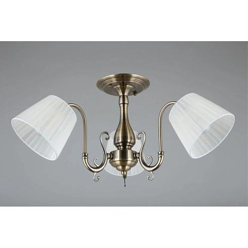 Люстра потолочная Omnilux Leonessa OML-29117-03 Люстра потолочная Omnilux Leonessa OML-29117-03