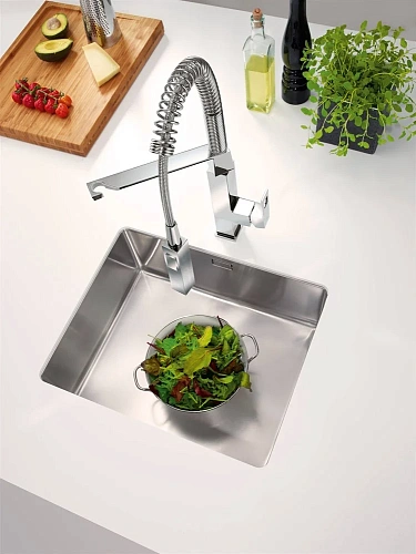 Смеситель для кухни GROHE Eurocube профессиональный, суперсталь (31395DC0) Смеситель для кухни GROHE Eurocube профессиональный, суперсталь (31395DC0)