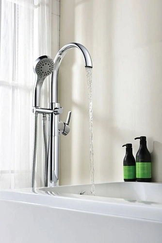 Смеситель для ванны Lemark Atlantiss LM3244C, напольный, хром Смеситель для ванны Lemark Atlantiss LM3244C, напольный, хром