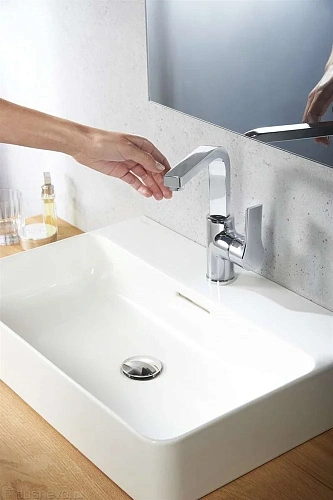 Смеситель для раковины Kludi Zenta Sl 480280565 с боковым управлением, без донного клапана, хром Смеситель для раковины Kludi Zenta Sl 480280565 с боковым управлением, без донного клапана, хром
