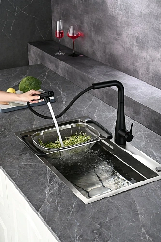 Смеситель для кухни AQUAme Cucina AQM9902MB с выдвижным изливом, черный матовый Смеситель для кухни AQUAme Cucina AQM9902MB с выдвижным изливом, черный матовый