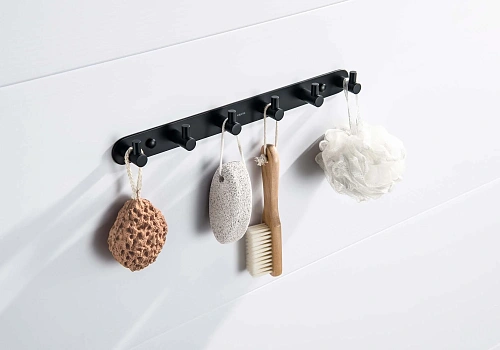 Крючок Aquatek ЕВРОПА AQ4124MB черный матовый Крючок Aquatek ЕВРОПА AQ4124MB черный матовый