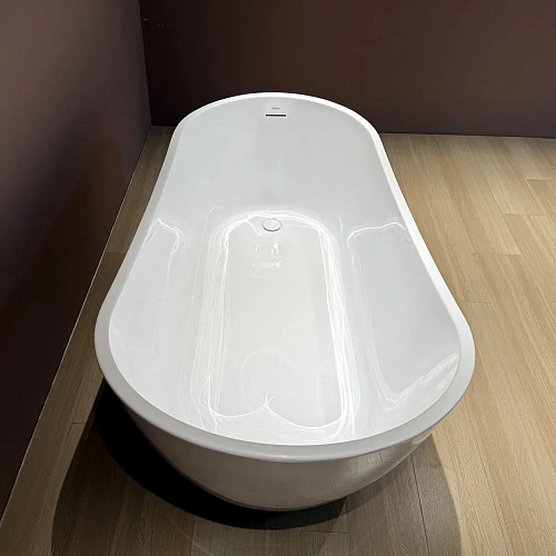 Акриловая ванна ABBER AB9501 белая Акриловая ванна ABBER AB9501 белая