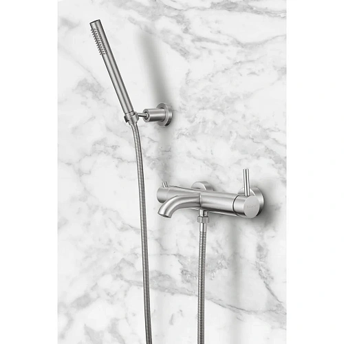 Смеситель для ванны Milacio Ultra MCU.350.SS сталь нержавеющая Смеситель для ванны Milacio Ultra MCU.350.SS сталь нержавеющая