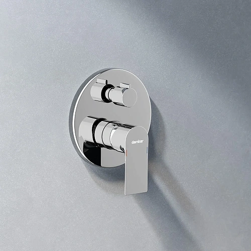 Душевая система Damixa Apollo 947510000 встраиваемая, хром Душевая система Damixa Apollo 947510000 встраиваемая, хром