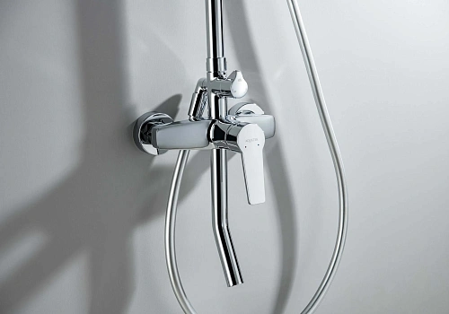 Душевая система Aquatek ЛУГАНО AQ2740CR хром Душевая система Aquatek ЛУГАНО AQ2740CR хром