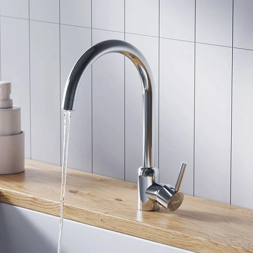 Смеситель для кухни Dorff Logic D3007000 хром Смеситель для кухни Dorff Logic D3007000 хром