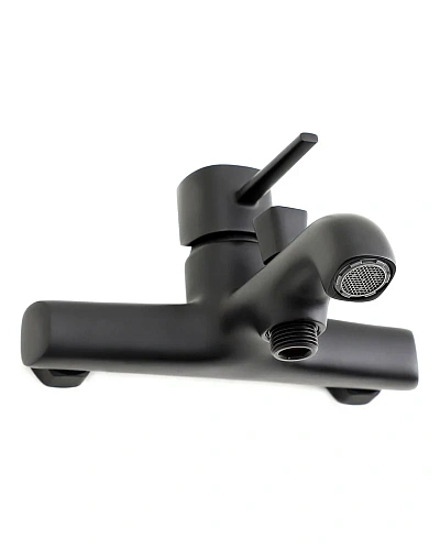 Смеситель для ванны Orange Karl M05-100b матовый черный Смеситель для ванны Orange Karl M05-100b матовый черный