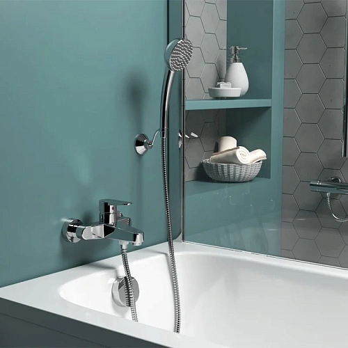 Смеситель для ванны Paini Ventus 93CR105KM с аксессуаром Смеситель для ванны Paini Ventus 93CR105KM с аксессуаром