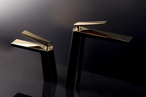 Смеситель для раковины Boheme Venturo черный-золото 382-B Смеситель для раковины Boheme Venturo черный-золото 382-B