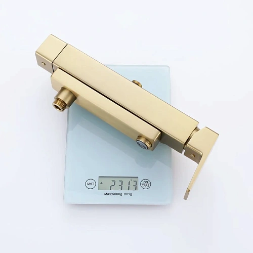 Душевая система Raglo R30.24.03, золотой сатин Душевая система Raglo R30.24.03, золотой сатин