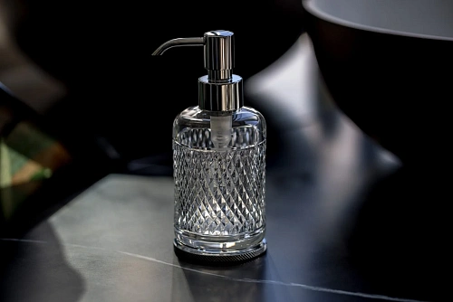 Дозатор жидкого мыла Boheme AURA Chrome 10250-CR Дозатор жидкого мыла Boheme AURA Chrome 10250-CR