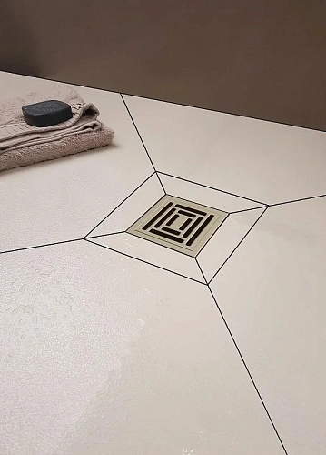 Душевой трап BERGES ZENTRUM Uno 100х100, матовый хром, выпуск D50/75/110 H74 вертикальный 090471 Душевой трап BERGES ZENTRUM Uno 100х100, матовый хром, выпуск D50/75/110 H74 вертикальный 090471