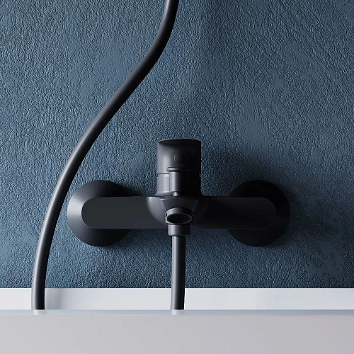 Смеситель для ванны Dorff Prime New D4011022 черный Смеситель для ванны Dorff Prime New D4011022 черный