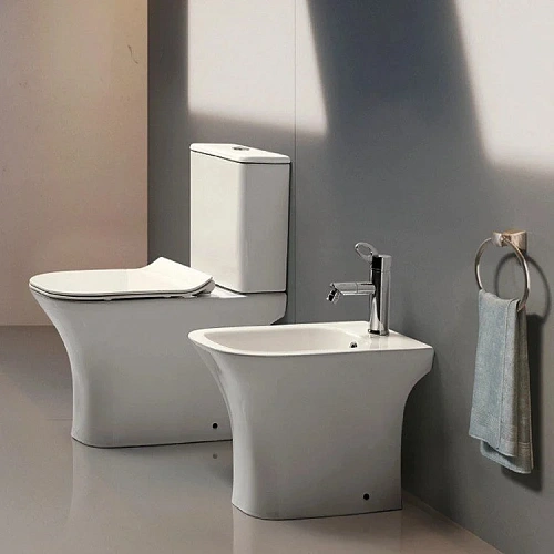 Унитаз напольный CeramaLux 1215-P с сиденьем Унитаз напольный CeramaLux 1215-P с сиденьем