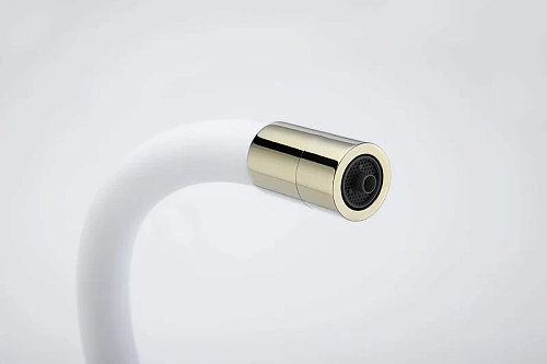 Смеситель для кухни Paulmark Salix золото белый шланг Sa213419-Gw Смеситель для кухни Paulmark Salix золото белый шланг Sa213419-Gw