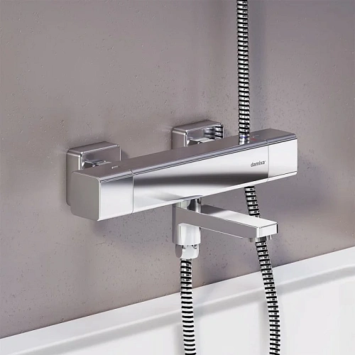 Смеситель для ванны Damixa Gala 533000000 термостатический хром Смеситель для ванны Damixa Gala 533000000 термостатический хром