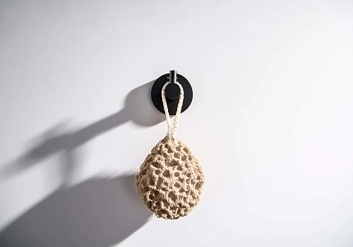 Крючок Aquatek ЕВРОПА AQ4101MB черный матовый Крючок Aquatek ЕВРОПА AQ4101MB черный матовый