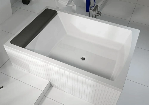 Акриловая ванна Riho Savona BB7900500000000 190х130 Акриловая ванна Riho Savona BB7900500000000 190х130