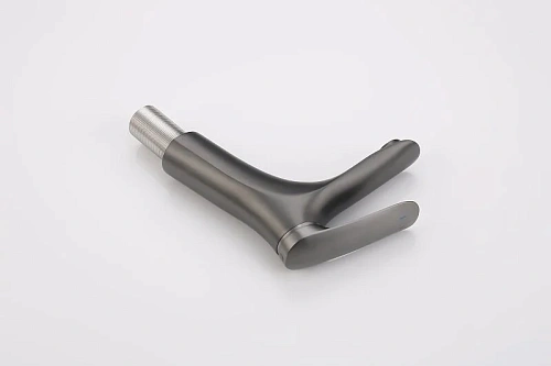 Смеситель для раковины ArtDecco Vogue AVG018LSF никель Смеситель для раковины ArtDecco Vogue AVG018LSF никель